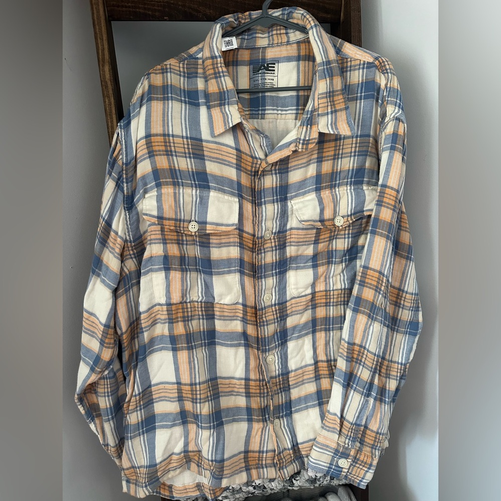 American Eagle Outfitters Men's Plaid Shirt Jacket in Blue and Tan